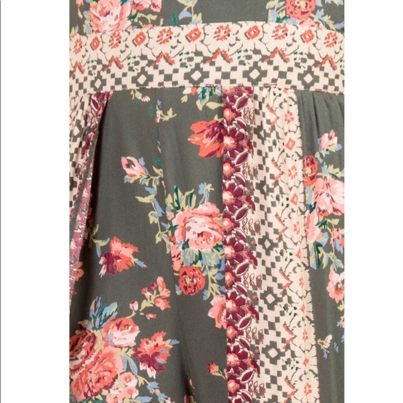 Leia Floral Border Print Maxi Romper - Picture 4 of 8